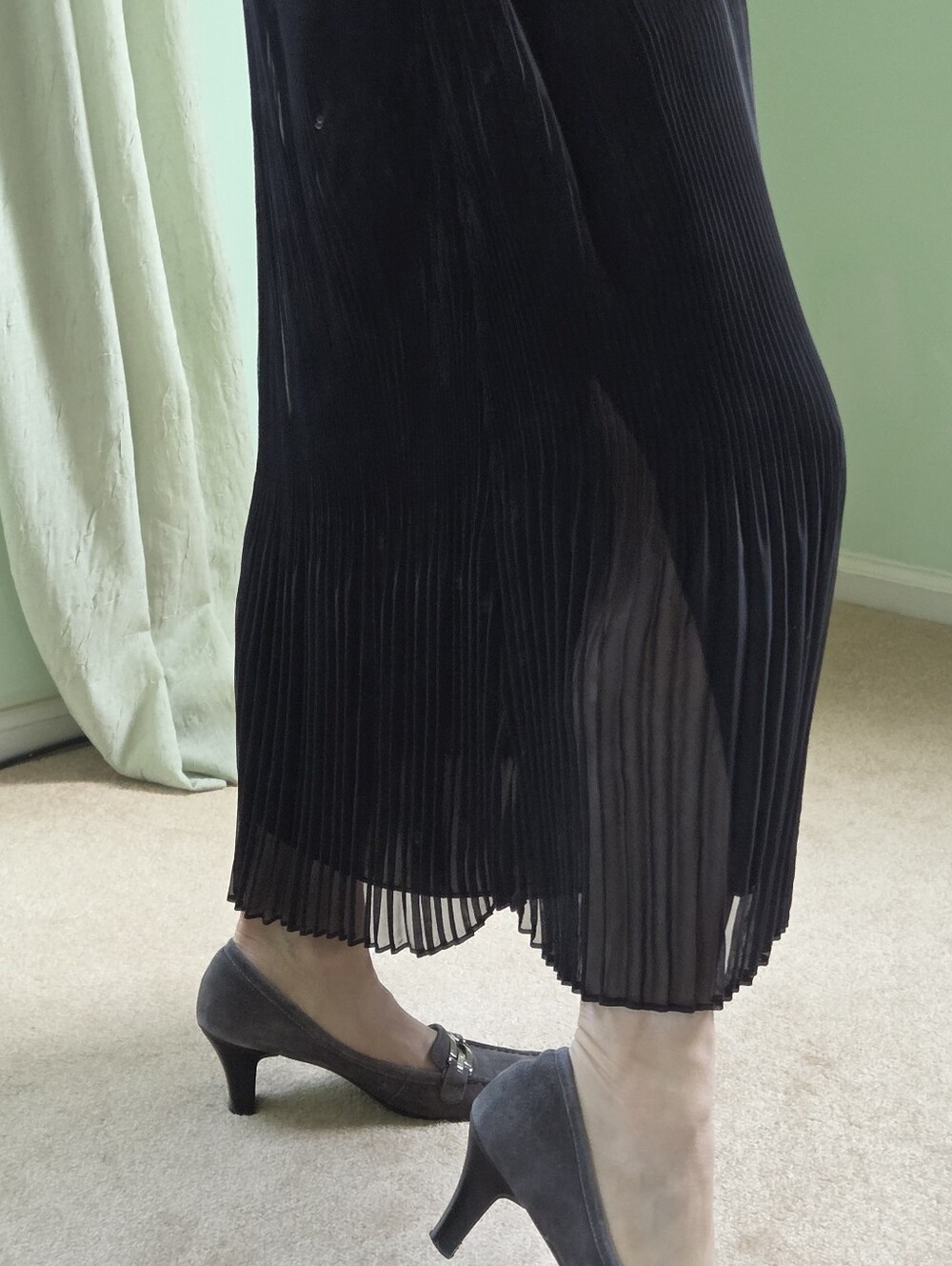 Alfani Black Sheer Pleated Midi Skirt, Size 8